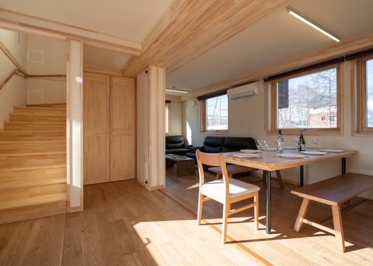 Himawari Apartment Кучан Екстериор снимка